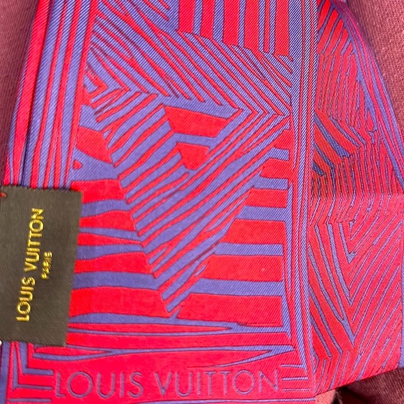 WOW POSHMARK - Louis Vuitton Silk Headband / Scarf - Picture 4 of 16